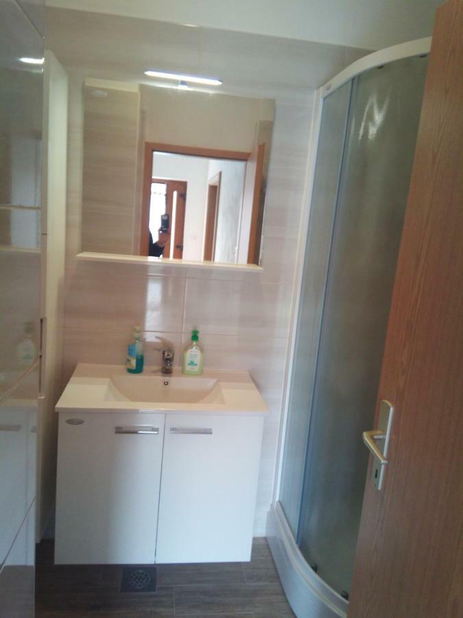 Apartmaji Matazin Crni Kal Ngoại thất bức ảnh